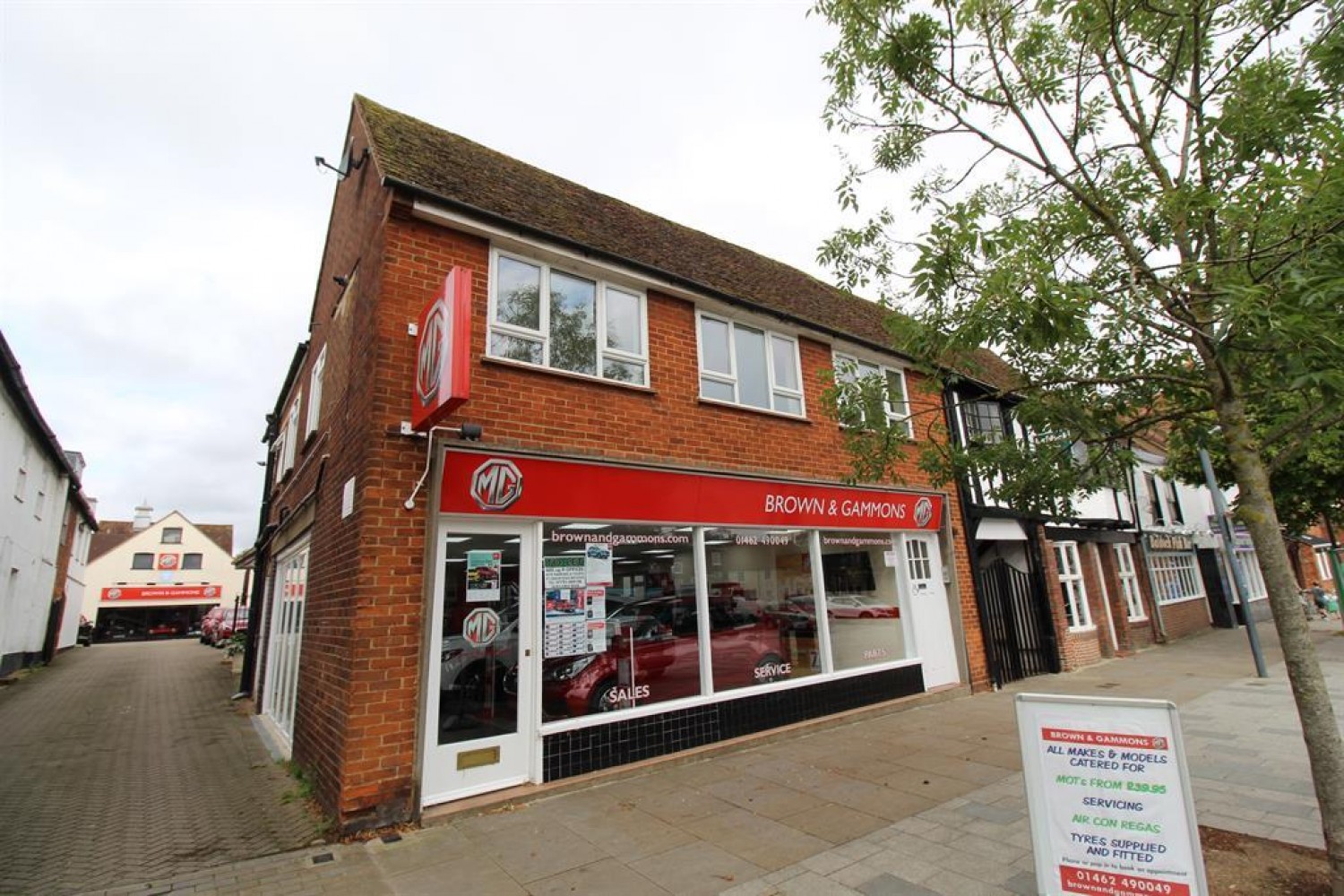 1 bedroom Flat to let in High Street, Baldock, Hertfordshire, SG7 6AS