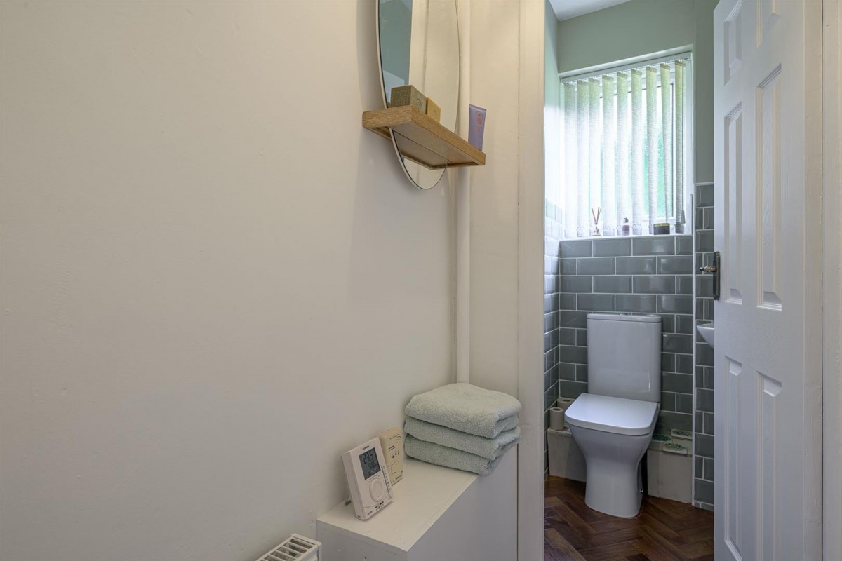 Millpool Close, Hagley, DY9 0JN