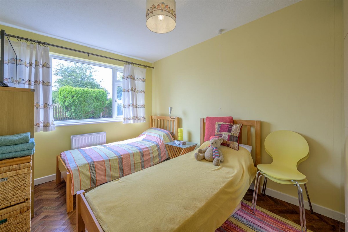 Millpool Close, Hagley, DY9 0JN
