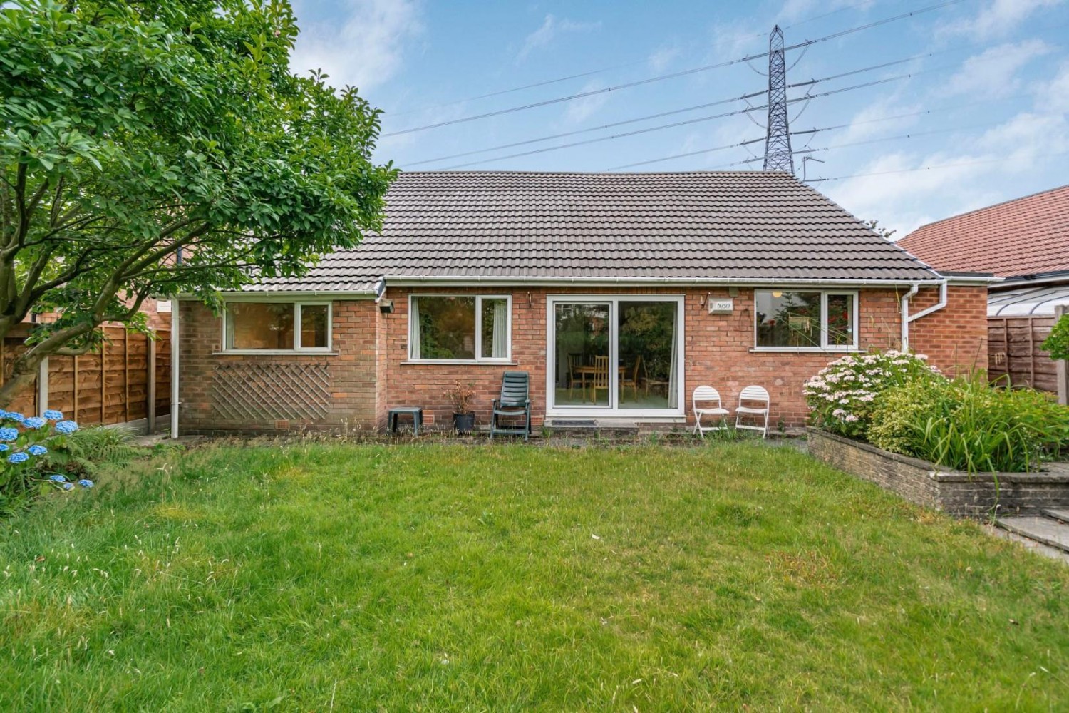 4 bedroom House for sale in Beatrice road, Worsley, Manchester
