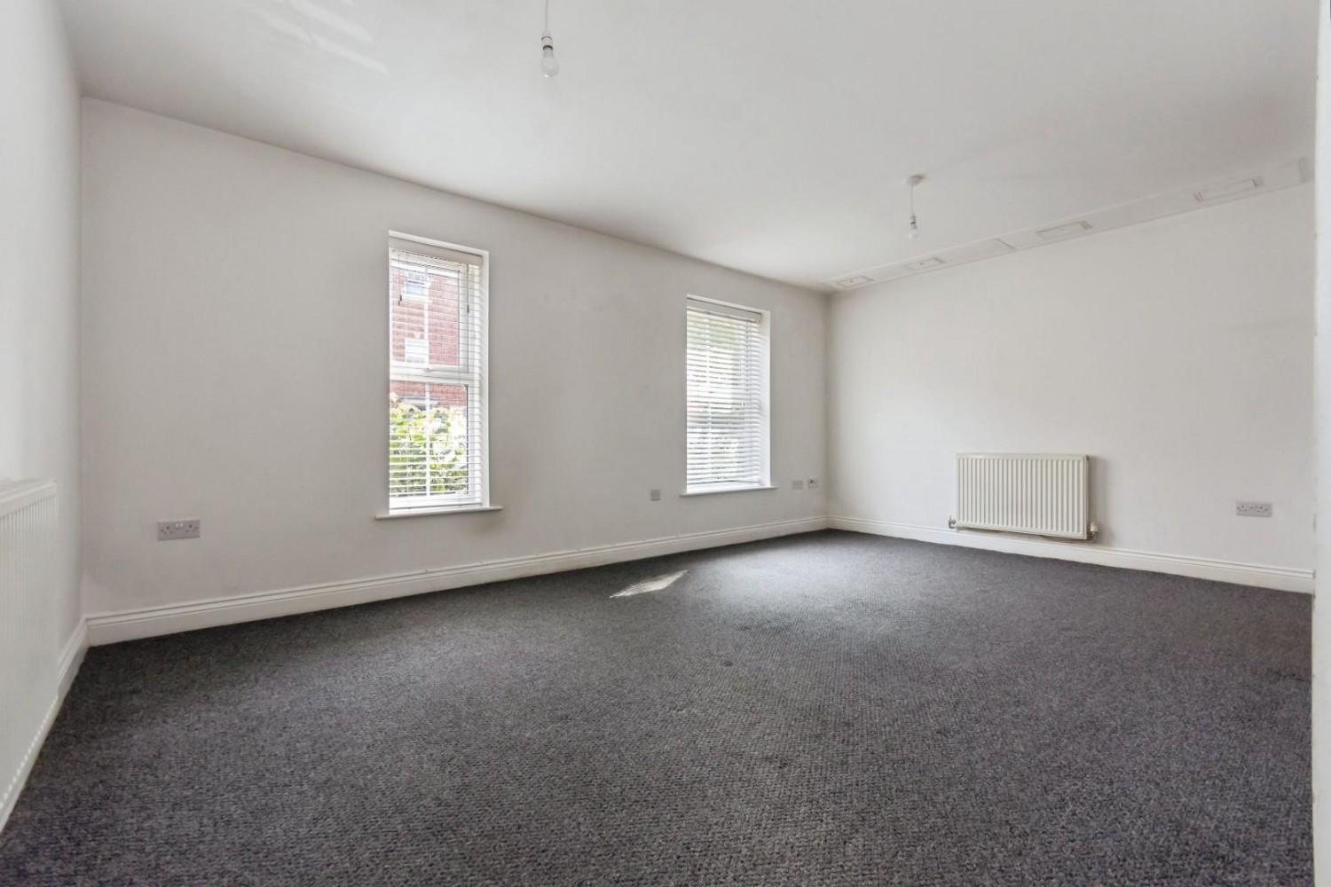 2 bedroom Flat for sale in Snitterfield Drive, Shirley, Solihull