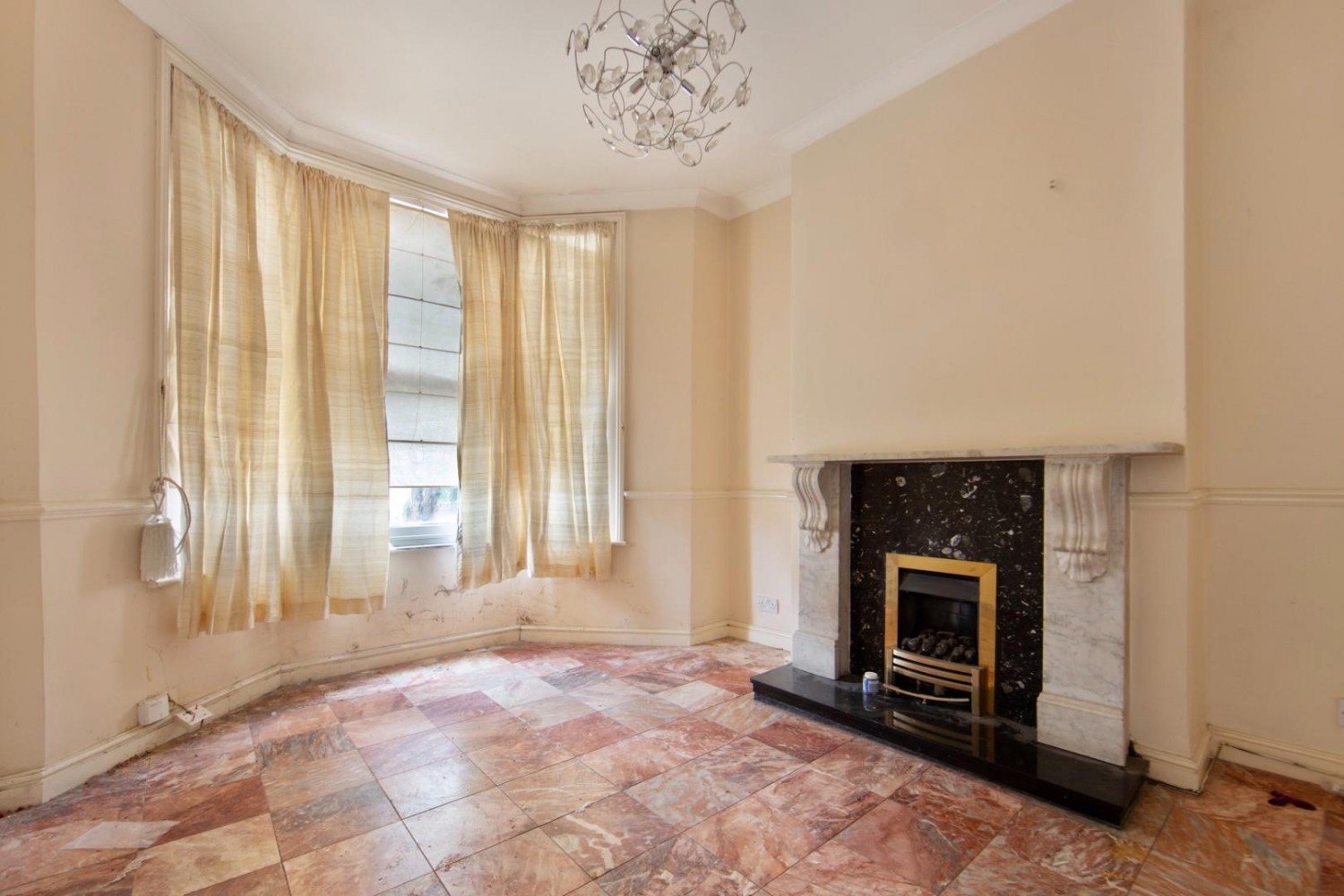 3 bedroom House for sale in Siddons Road, London
