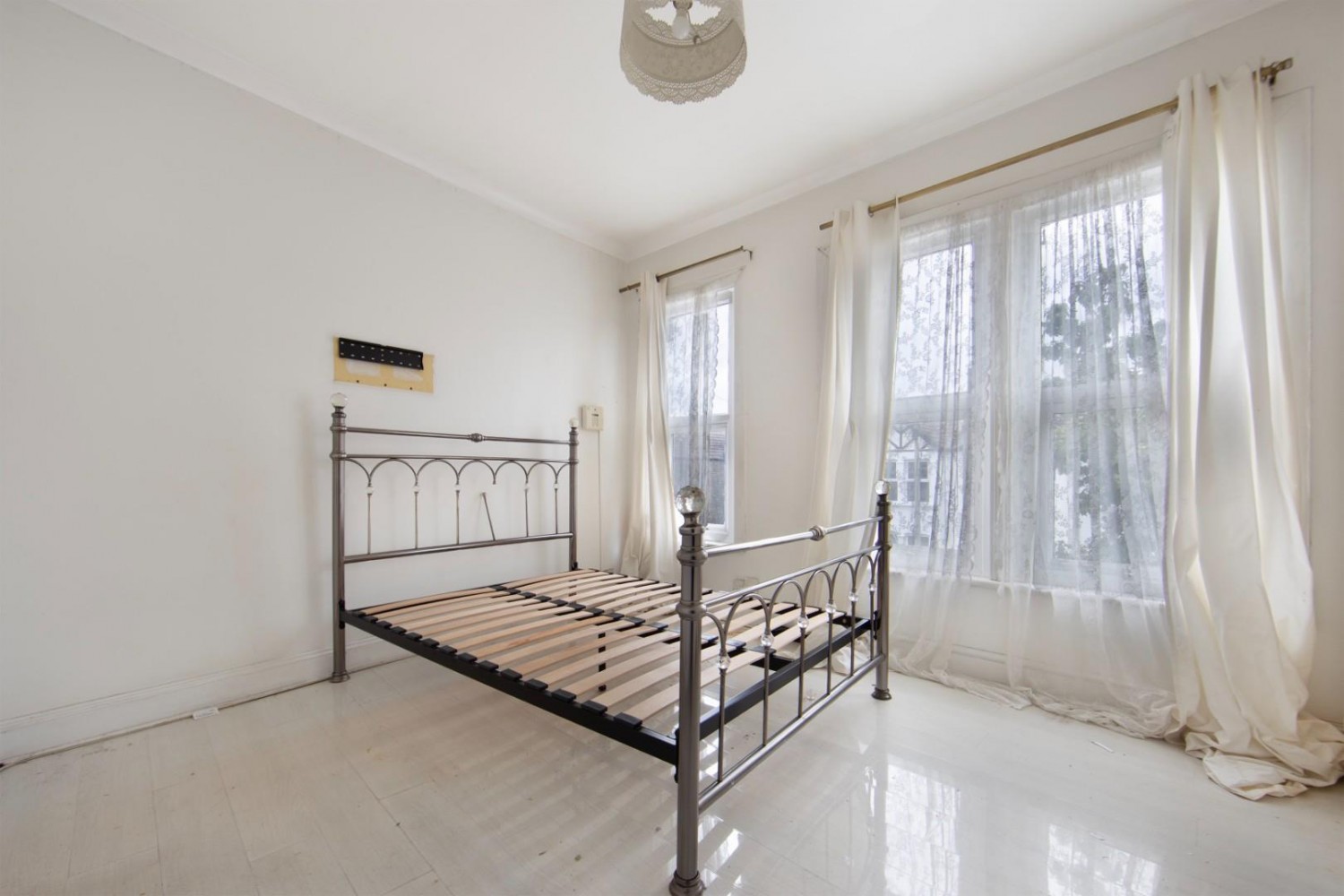 3 bedroom House for sale in Siddons Road, London