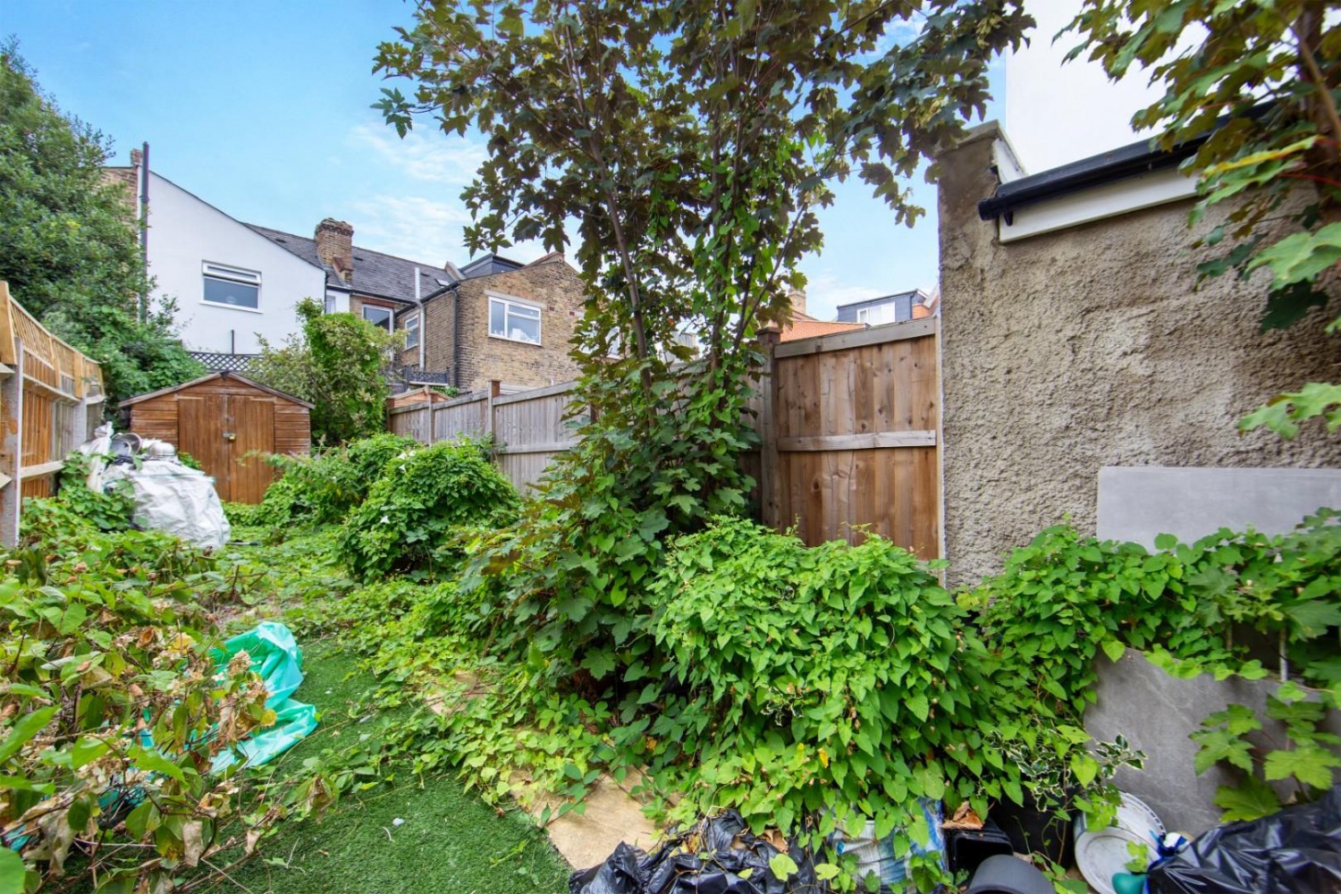 3 bedroom House for sale in Siddons Road, London