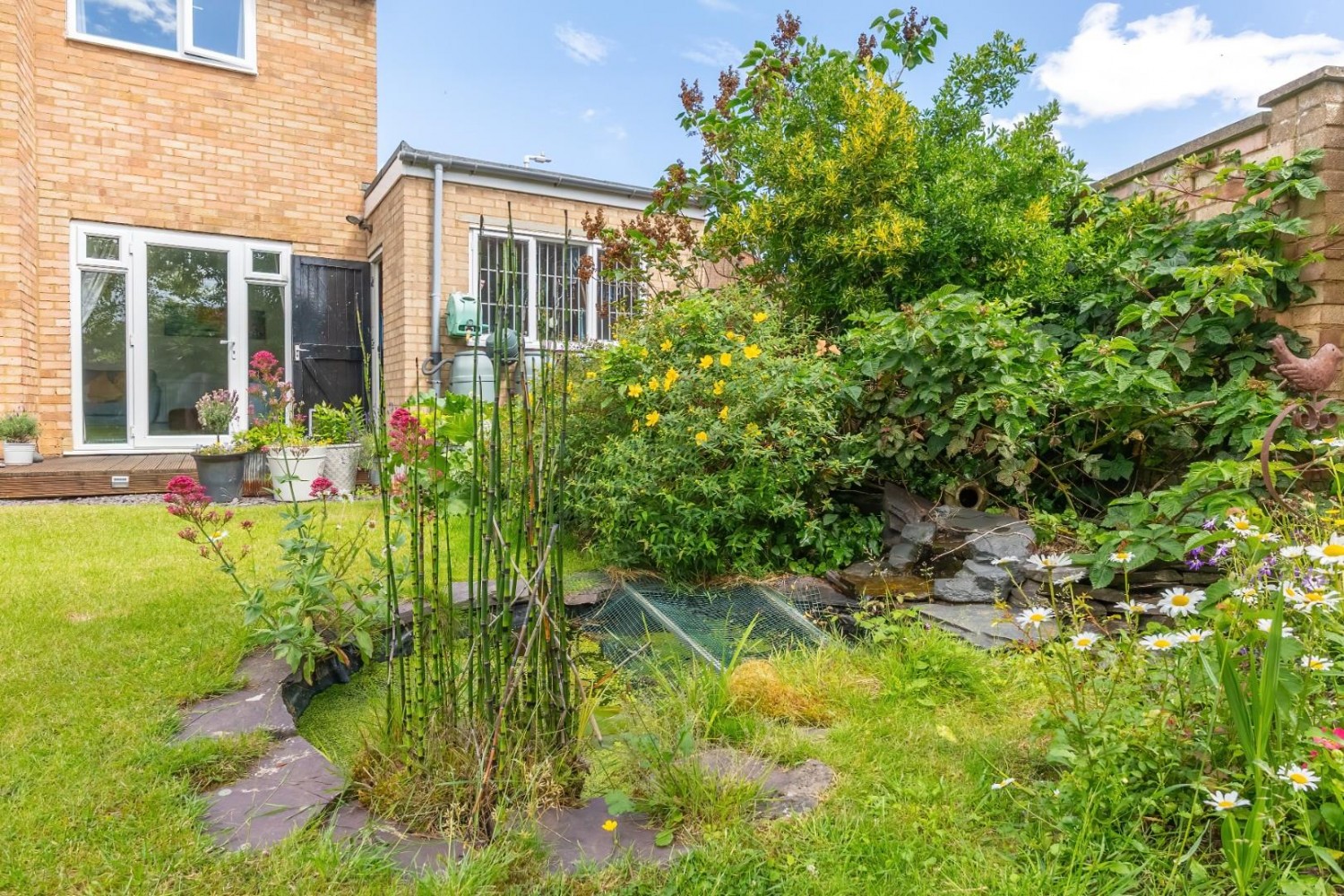 4 bedroom House for sale in Harrow Road, Leighton Buzzard