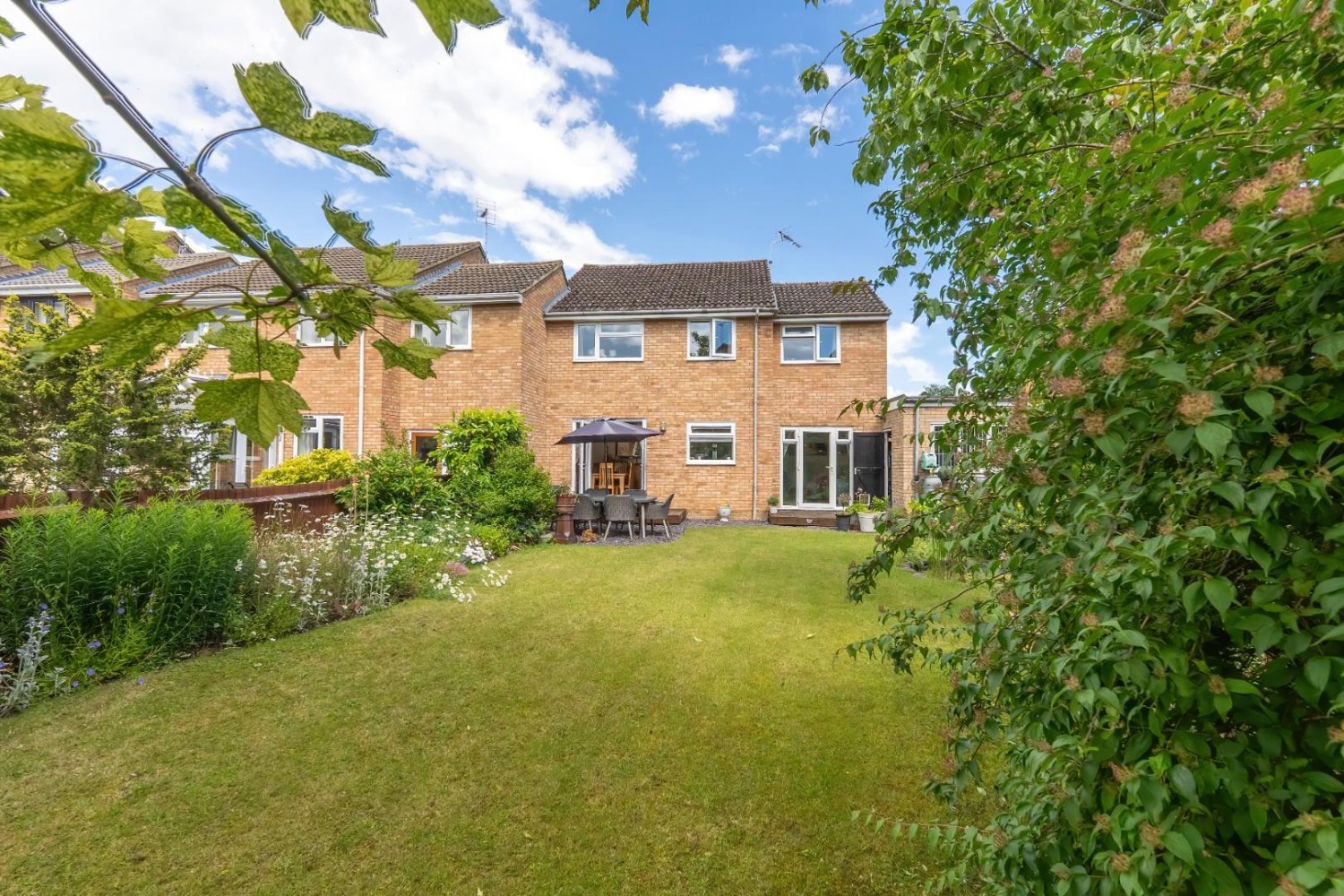 4 bedroom House for sale in Harrow Road, Leighton Buzzard