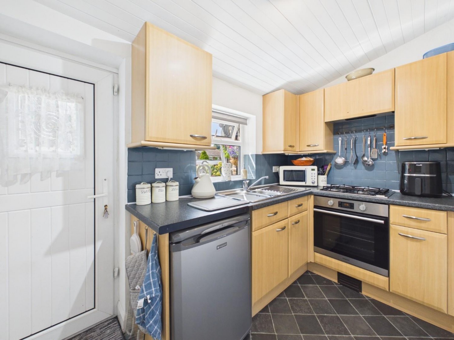 2 bedroom House for sale in Main Street, Wilsden, Bradford