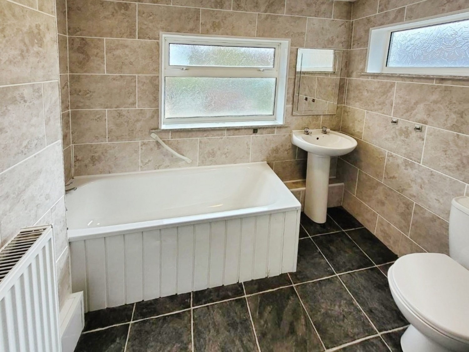 4 bedroom House to let in Bournemouth Road, Folkestone