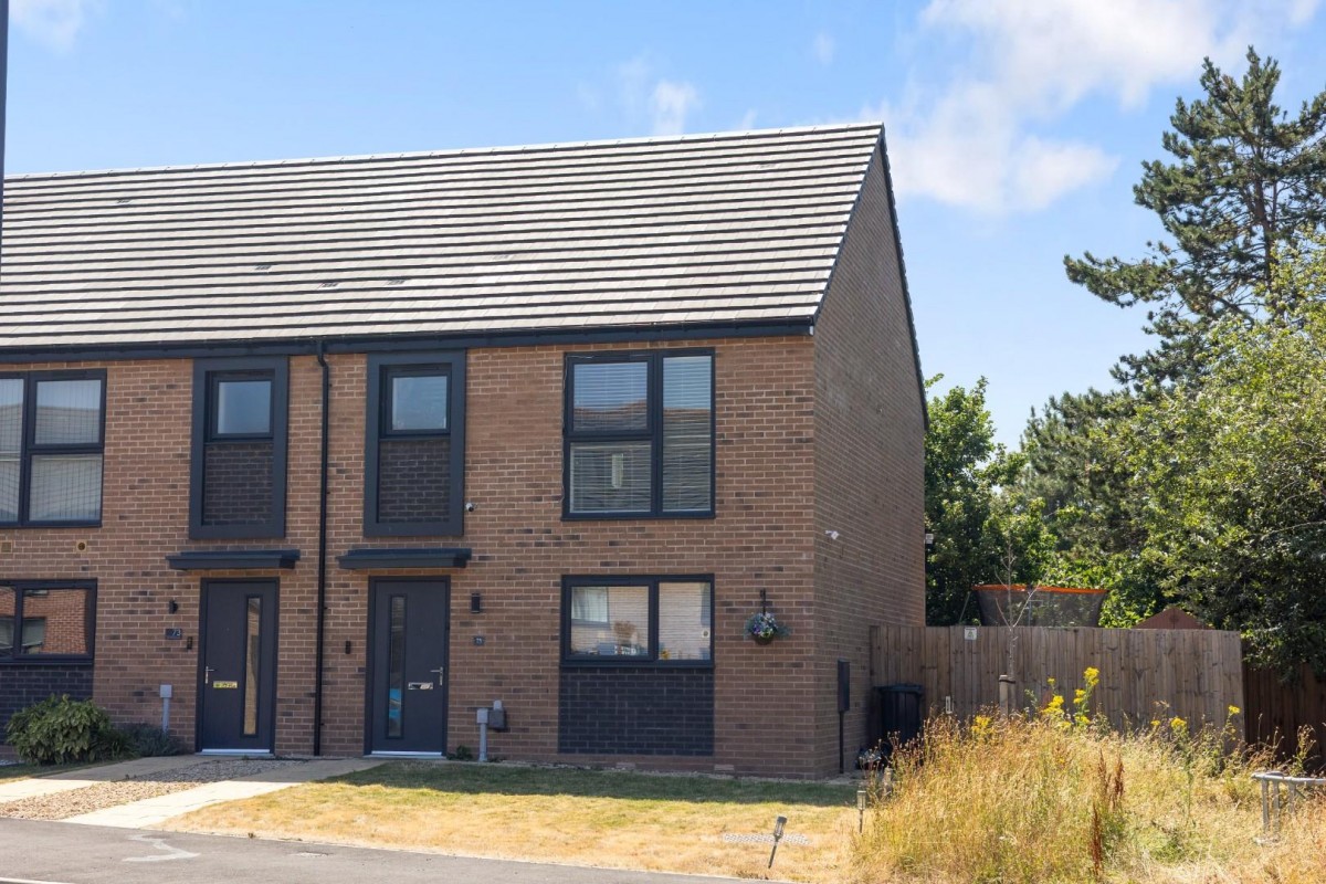 Bee Orchid Close, Bristol