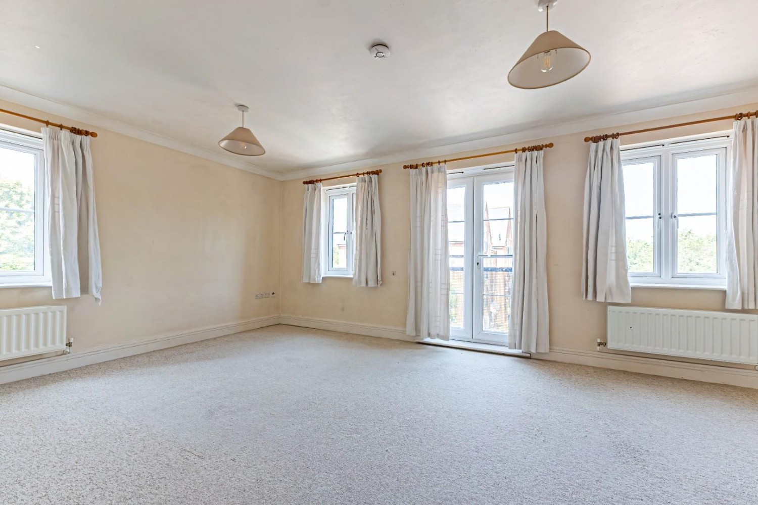 2 bedroom Flat for sale in Leighton Road, Leighton Buzzard