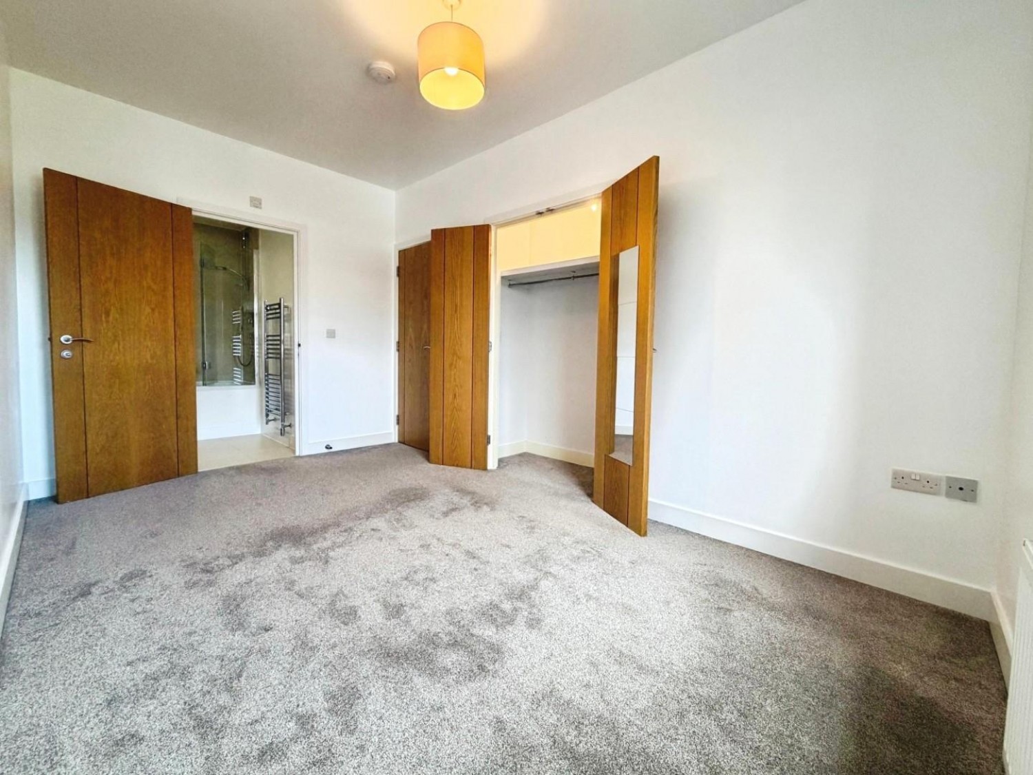 2 bedroom Flat to let in Fairway Apartments, Fairway, Bristol