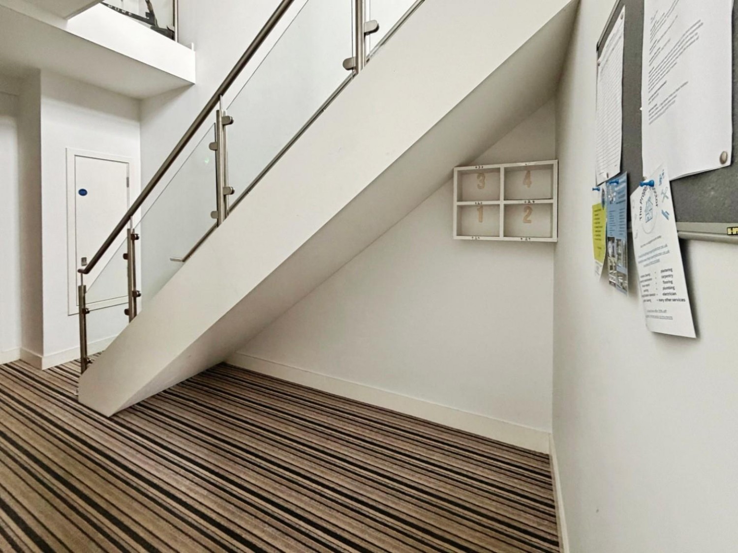2 bedroom Flat to let in Fairway Apartments, Fairway, Bristol
