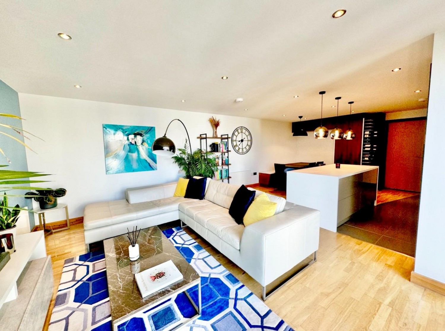 2 bedroom Flat to let in Wick Lane, Bow