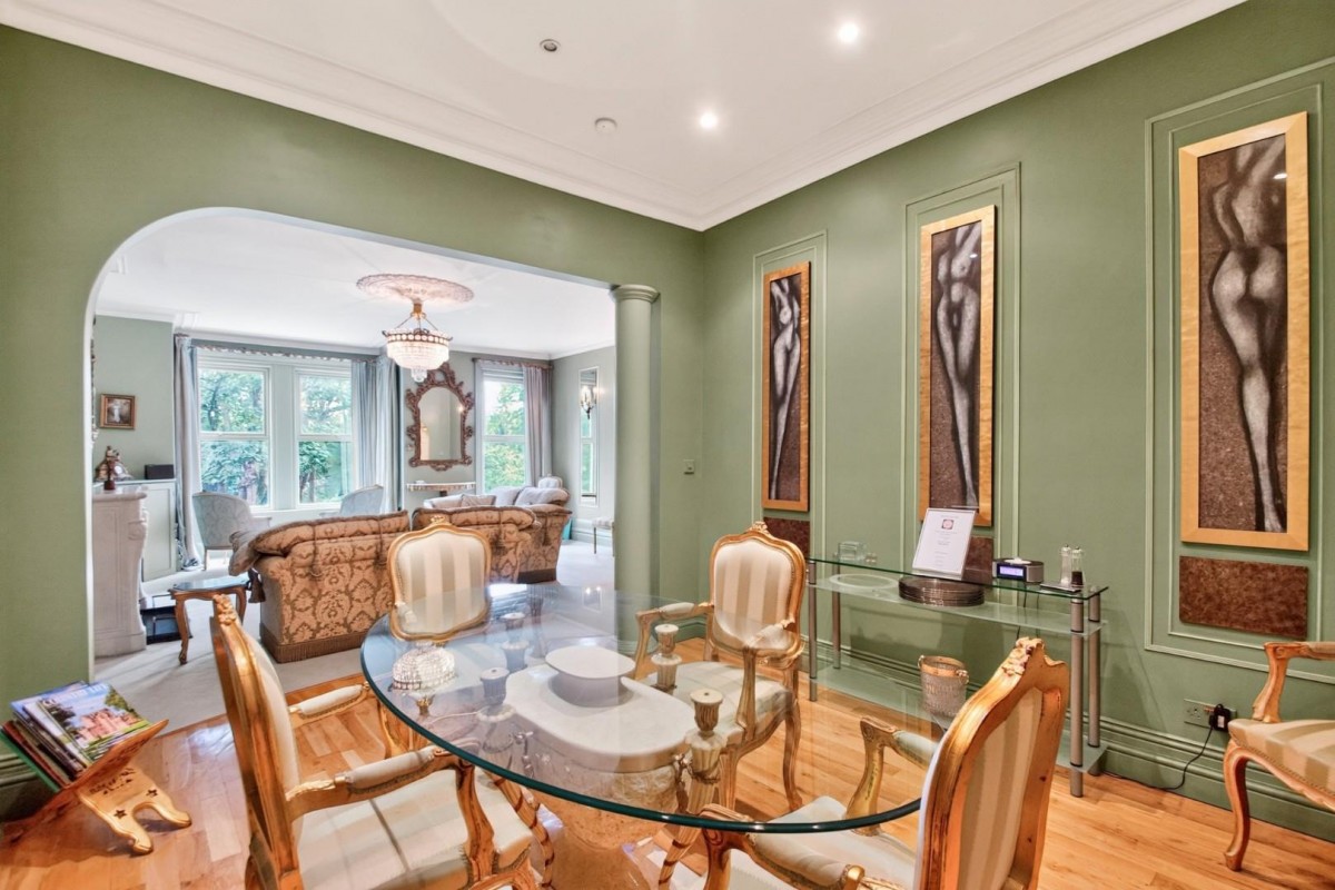 89 Valley Drive, Harrogate
