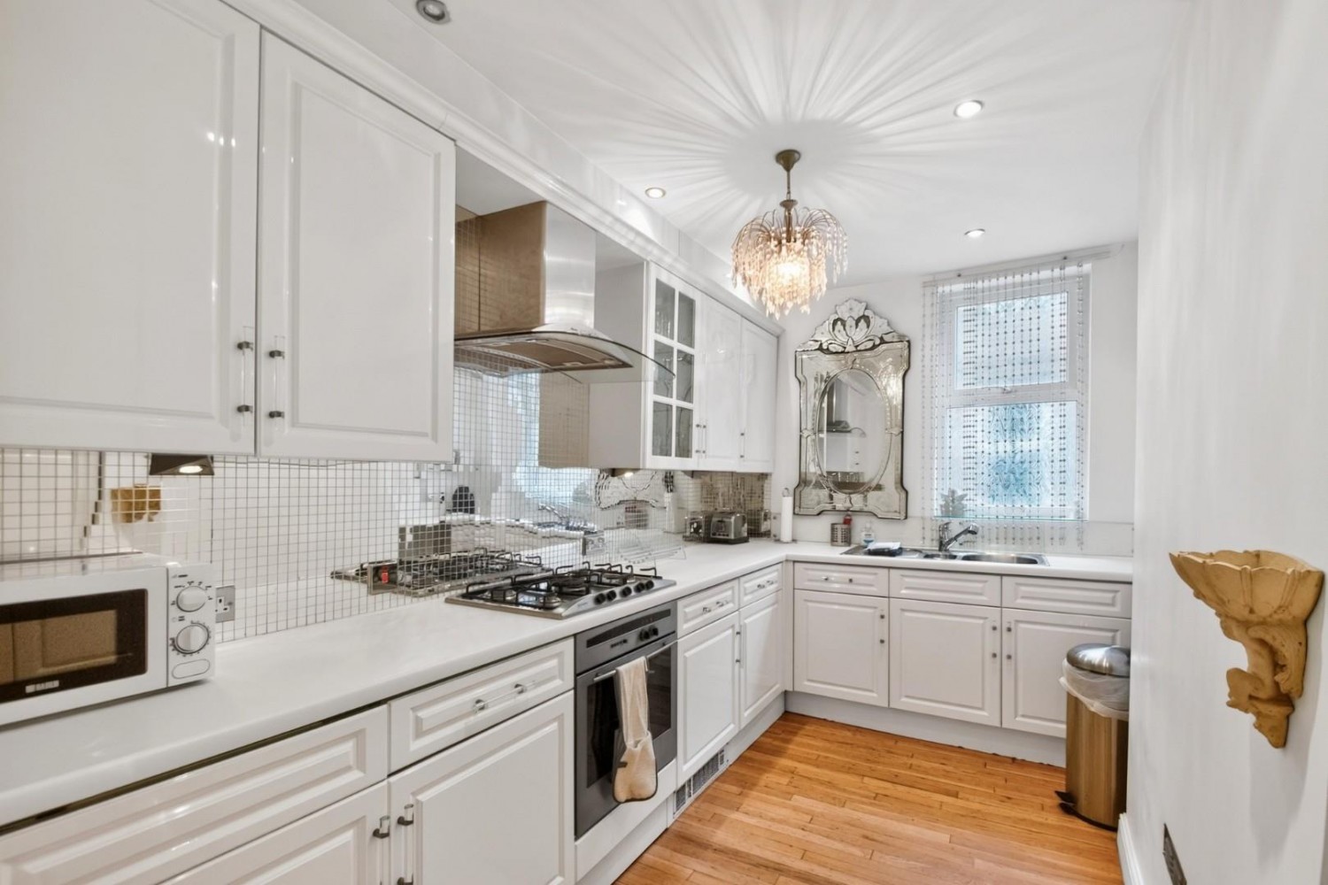 3 bedroom Flat to let in 89 Valley Drive, Harrogate