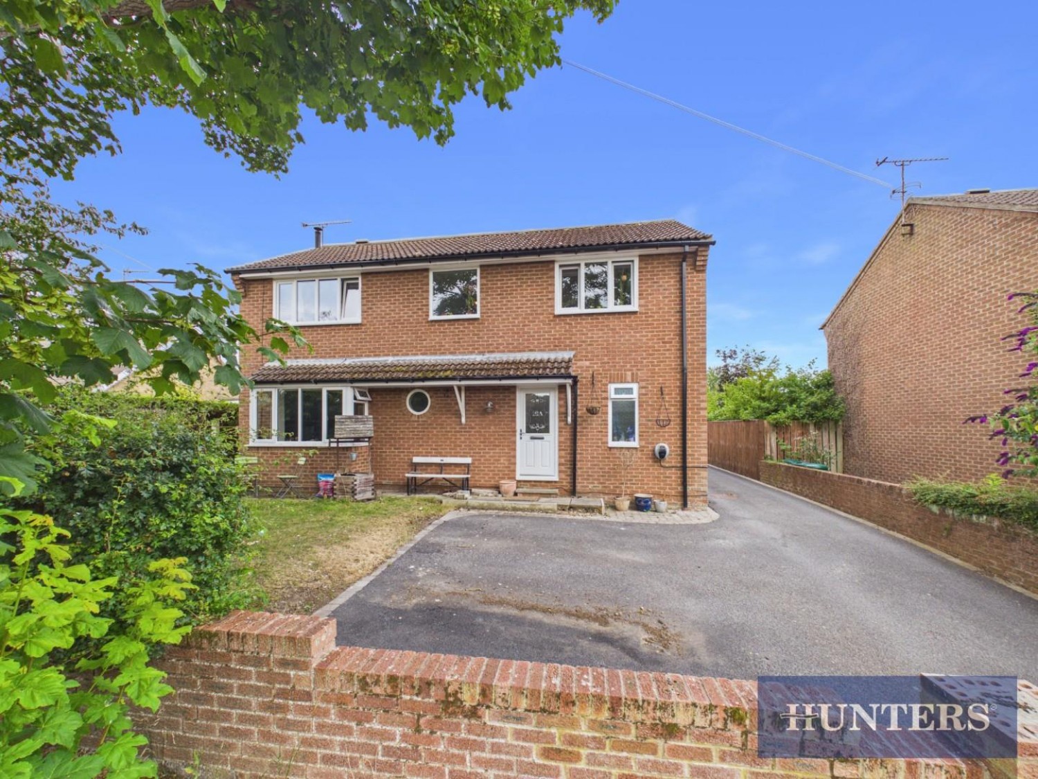 4 bedroom House for sale in Howe Lane, Nafferton, Driffield