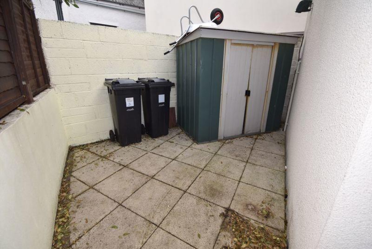 Bath Street, Staple Hill, Bristol, BS16 5NT