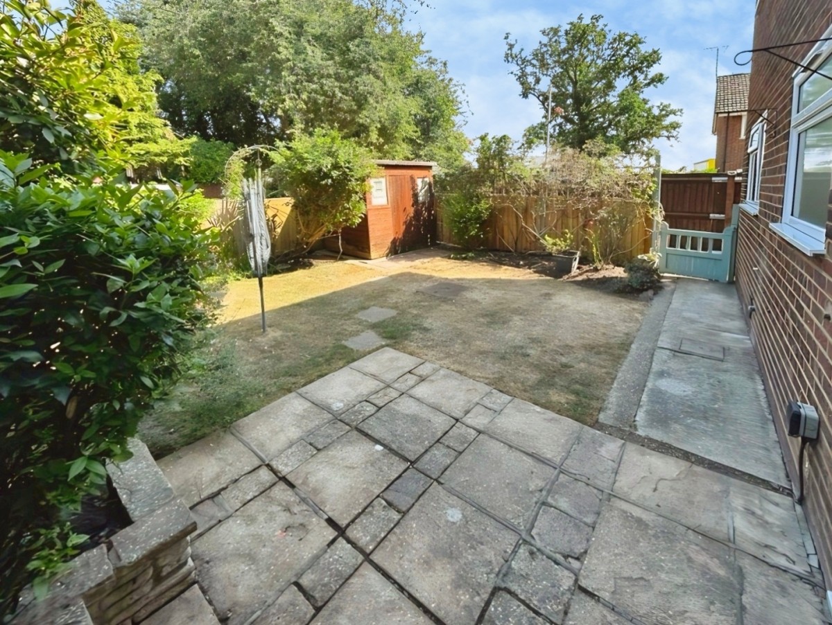 East Lodge Road, Ashford
