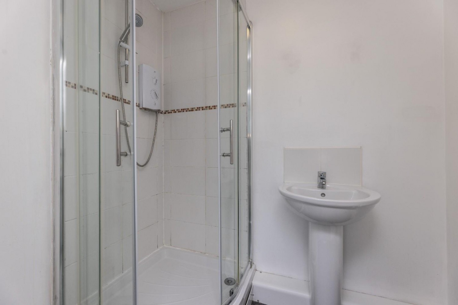 3 bedroom House to let in Lo Lane, Ackworth, Pontefract