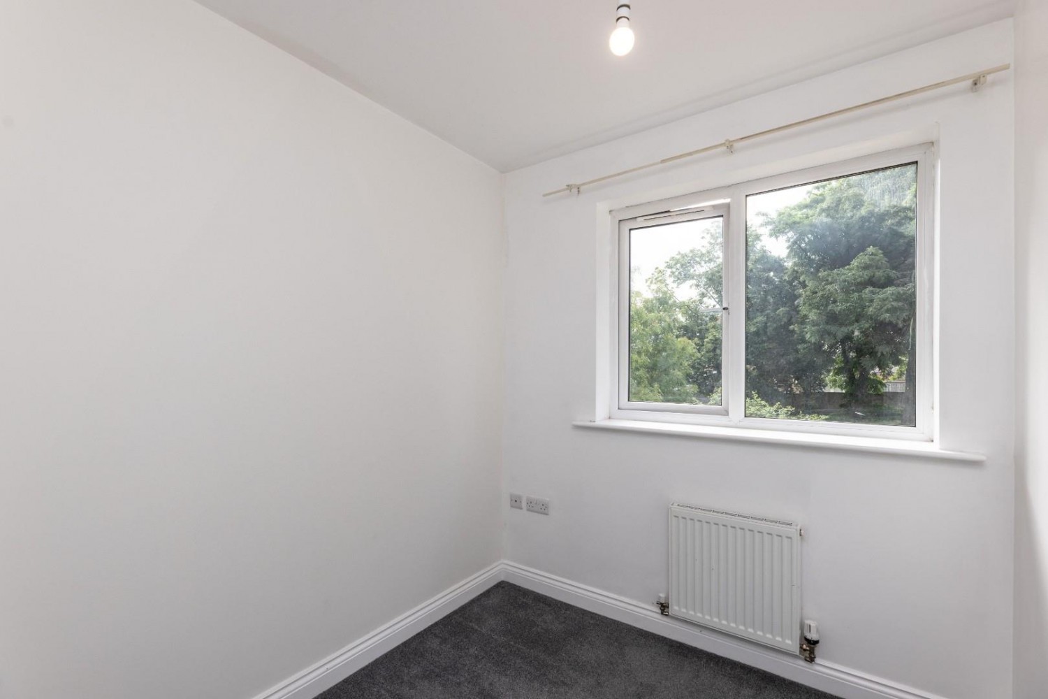 3 bedroom House to let in Lo Lane, Ackworth, Pontefract