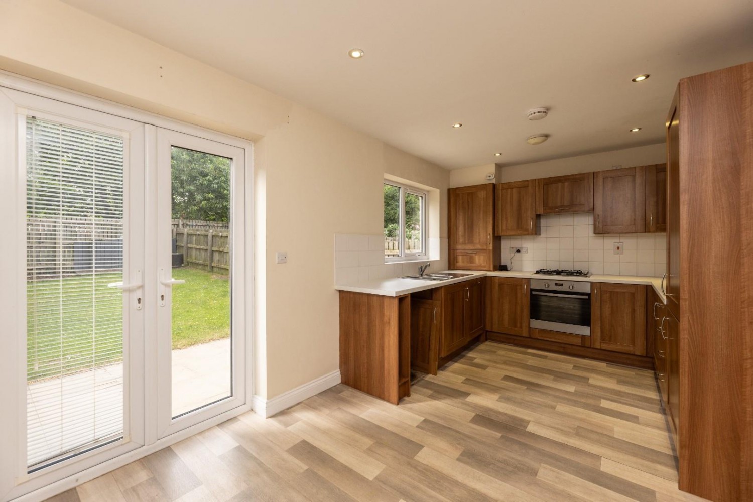 3 bedroom House to let in Lo Lane, Ackworth, Pontefract