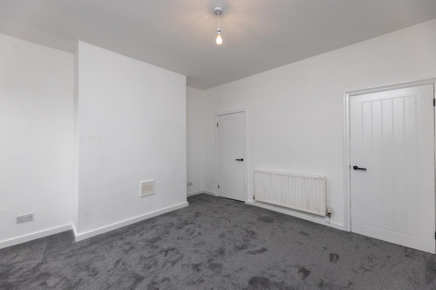 2 bedroom House for sale in Hugh Street, Castleford