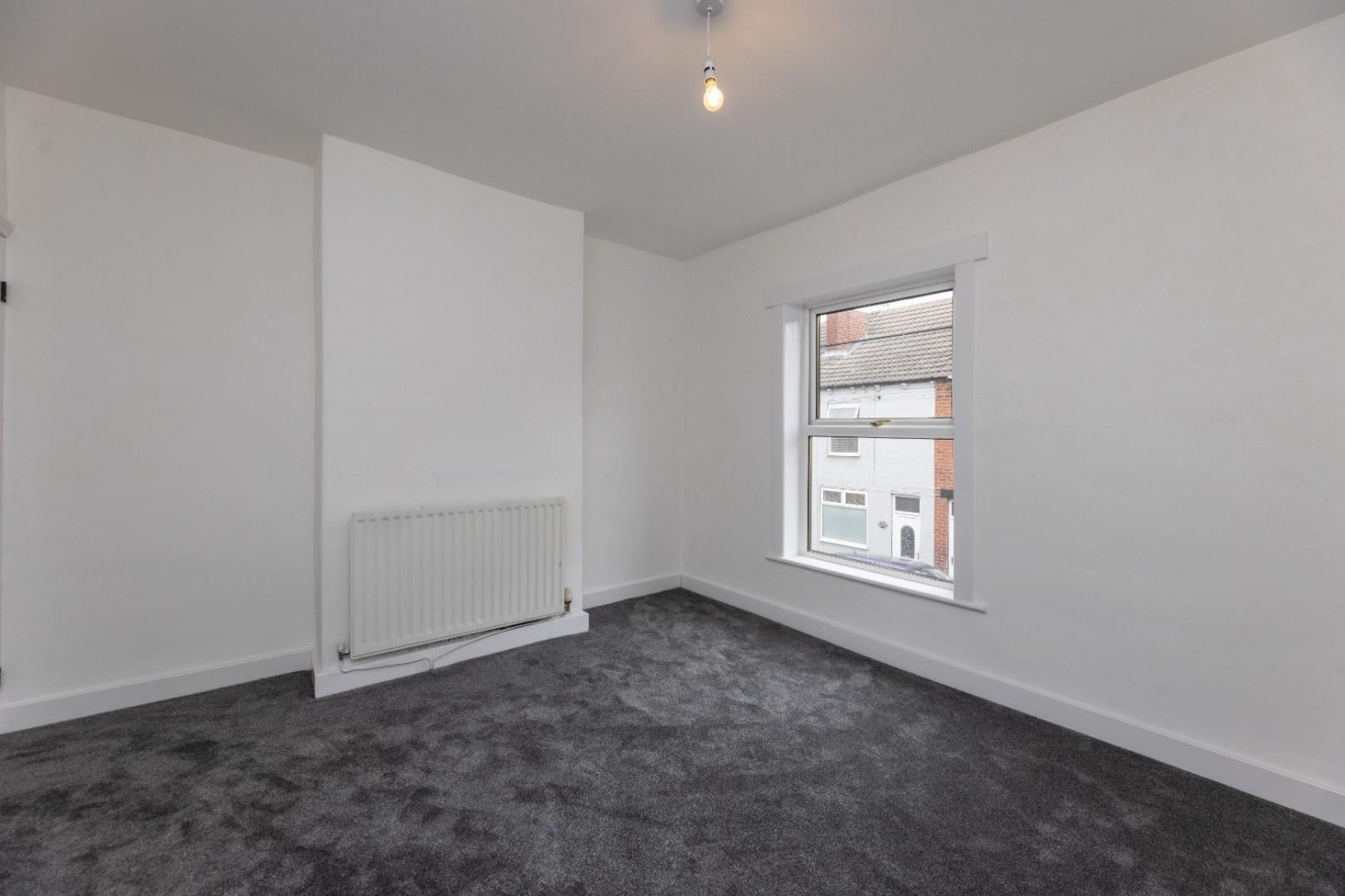 2 bedroom House for sale in Hugh Street, Castleford