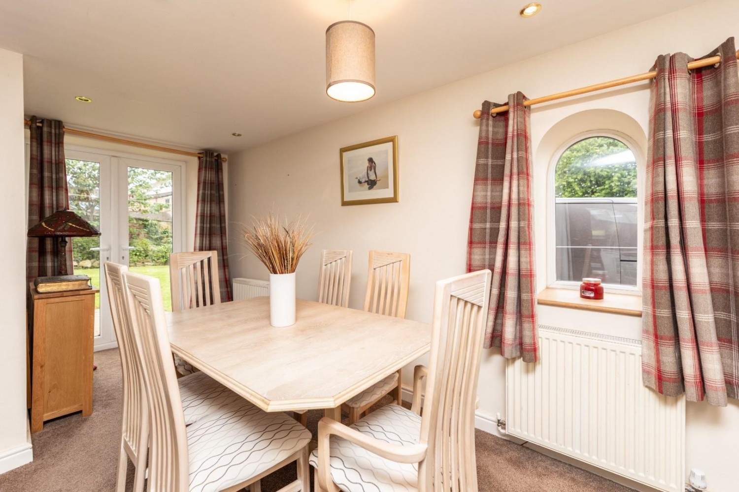 3 bedroom House to let in The Green, Sharlston Common, Wakefield