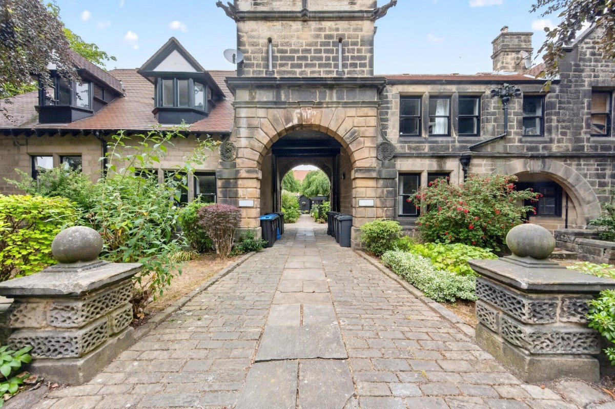 Woodfield Drive, Harrogate