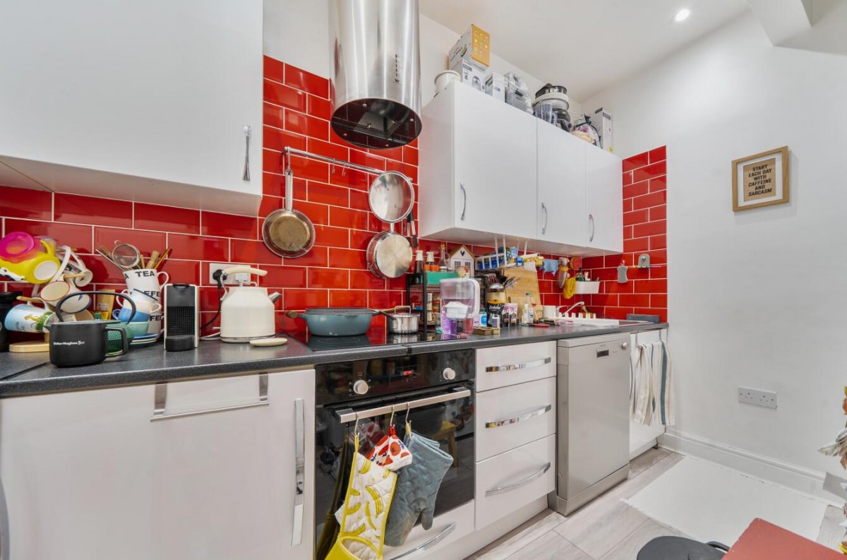 Arngask Road, London, SE6 1XU