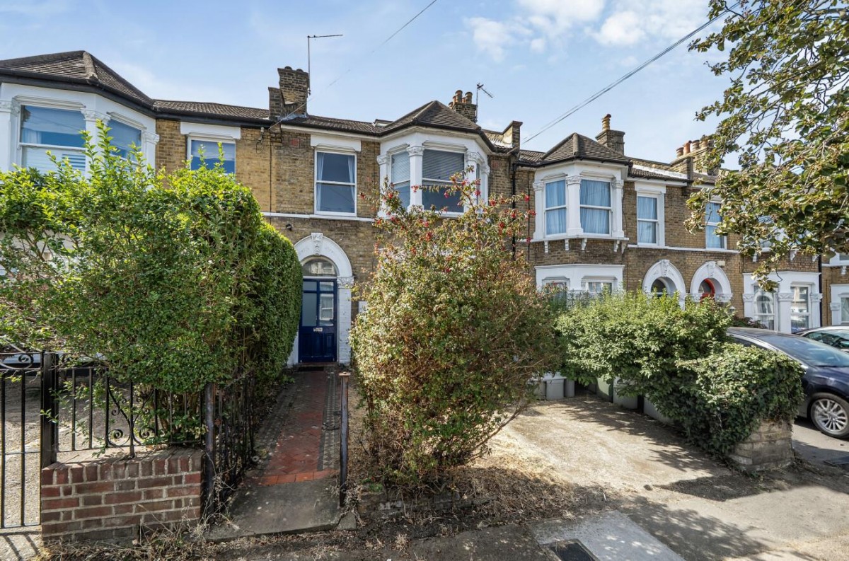 Arngask Road, London, SE6 1XU