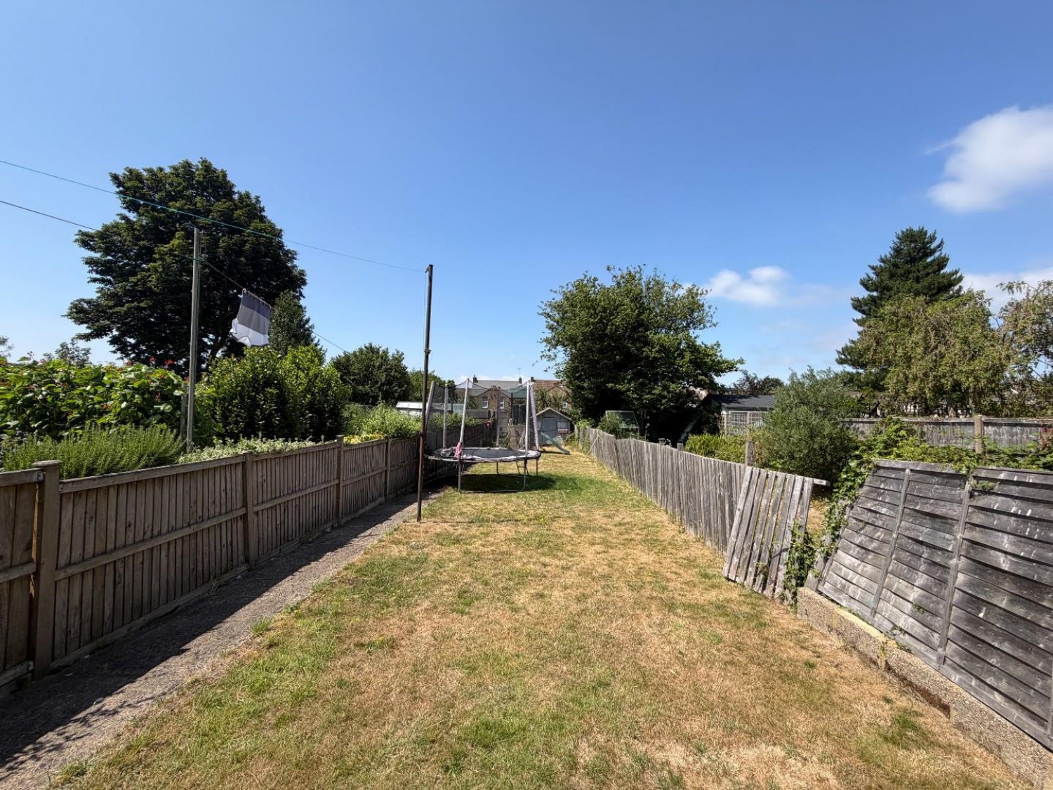 4 bedroom House for sale in Hunter Road, Willesborough, Ashford Kent TN24 0RT