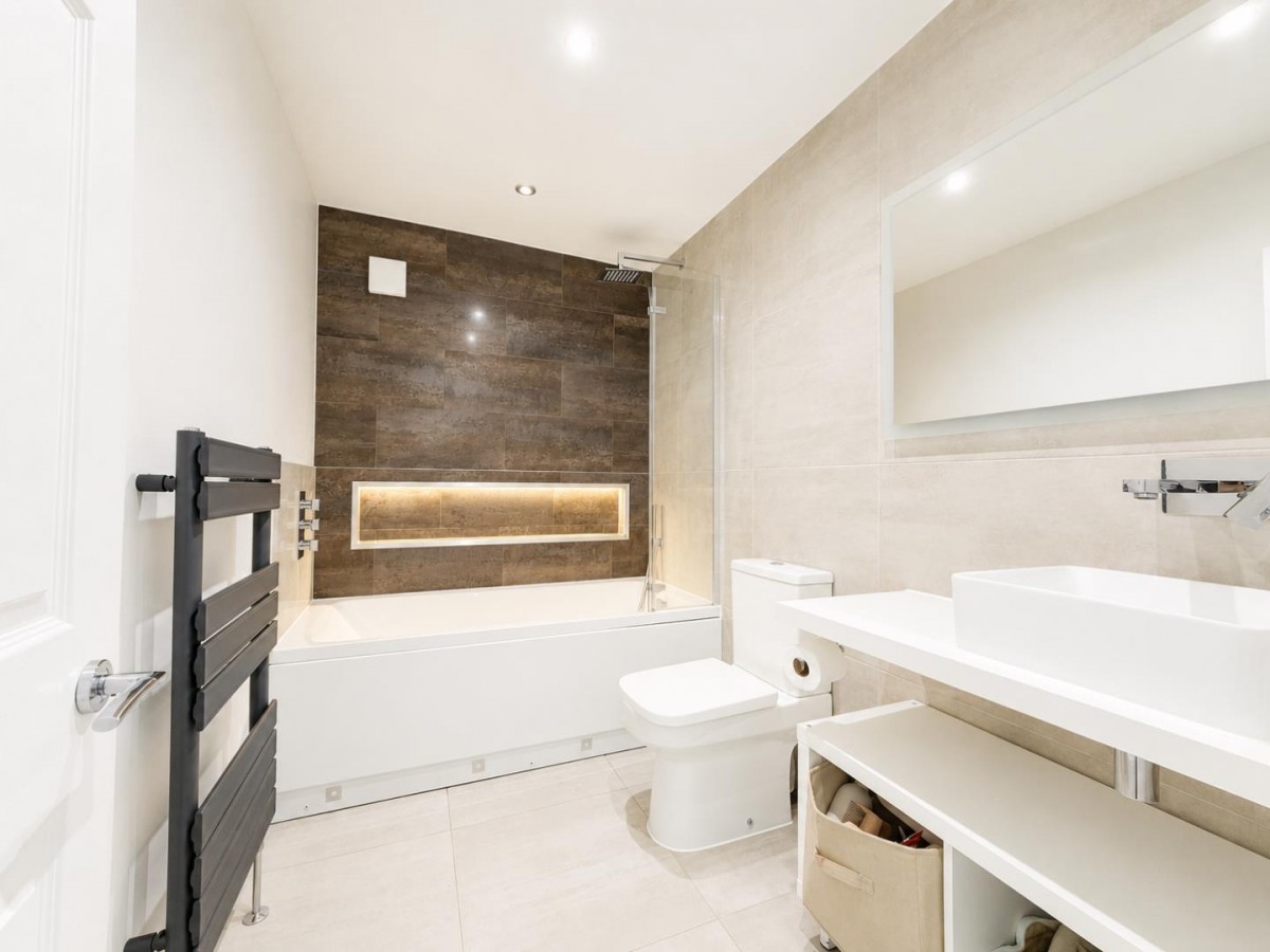 Hunter Road, Willesborough, Ashford Kent TN24 0RT