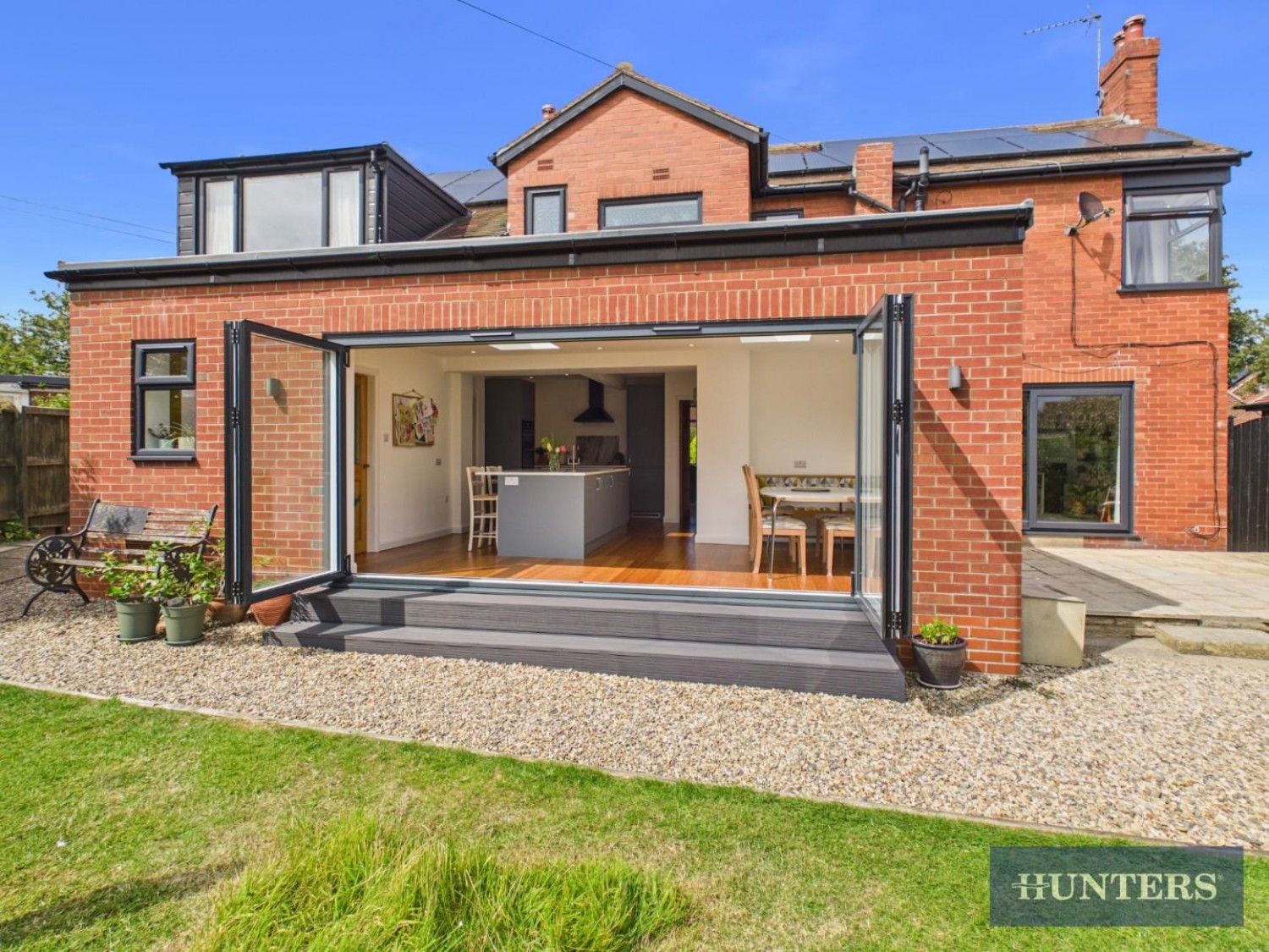 4 bedroom House for sale in Welford Road, Filey, YO14 0AE