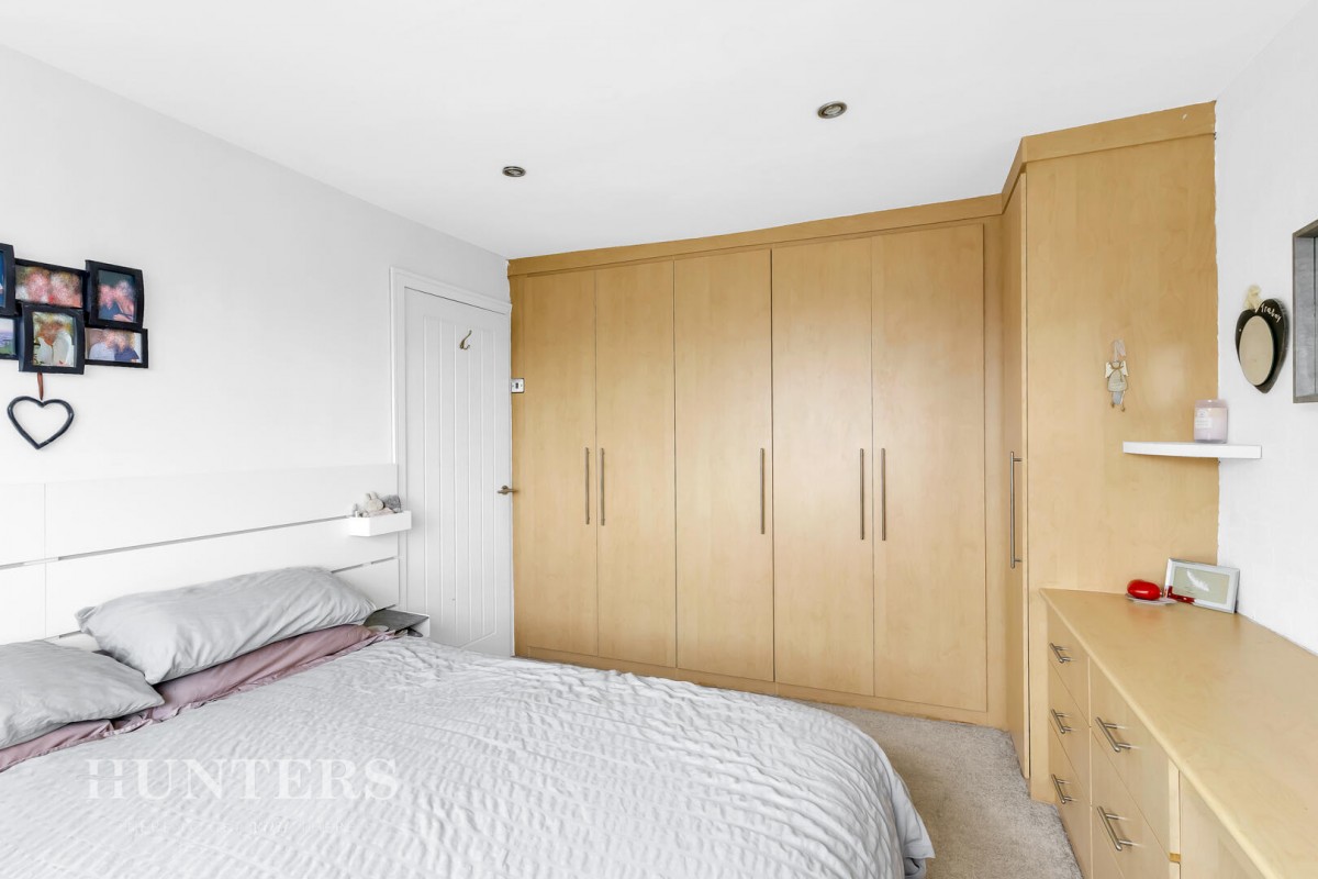 Shore Mount, Littleborough, OL15 8EW