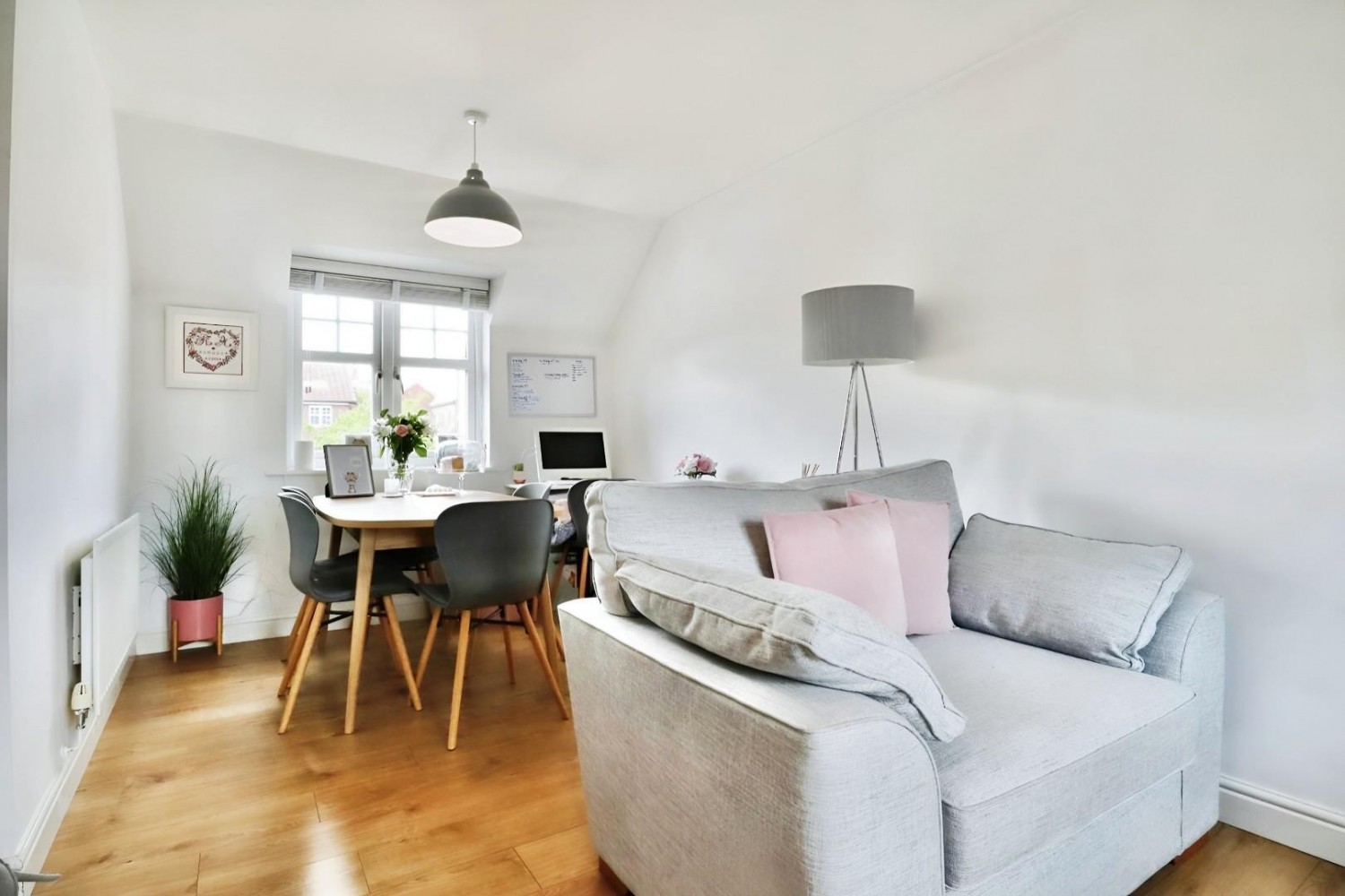2 bedroom House for sale in Quail Corner, Bracknell