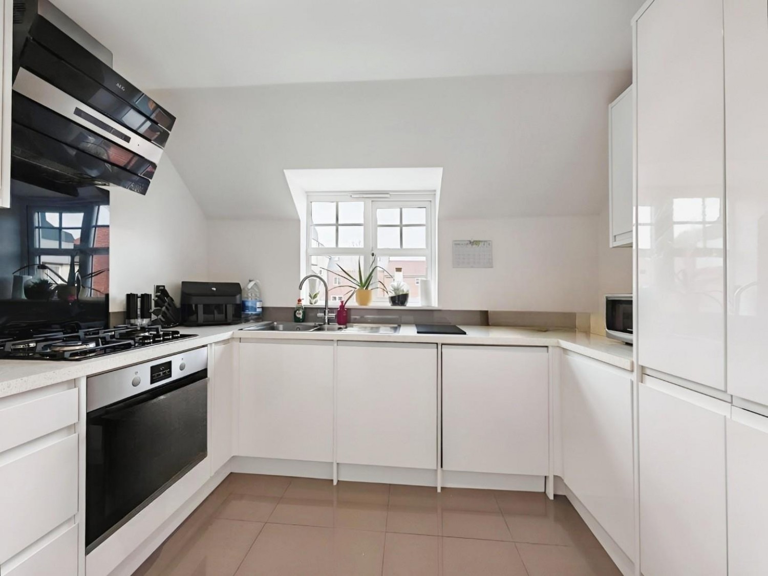 2 bedroom House for sale in Quail Corner, Bracknell