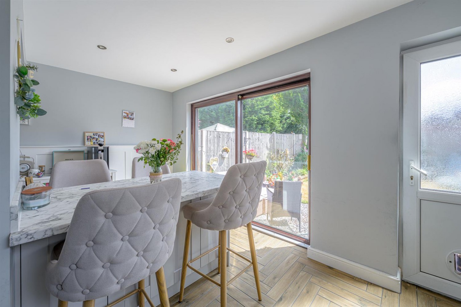 4 bedroom House for sale in Honeysuckle Avenue, Kingswinford, DY6 7ED