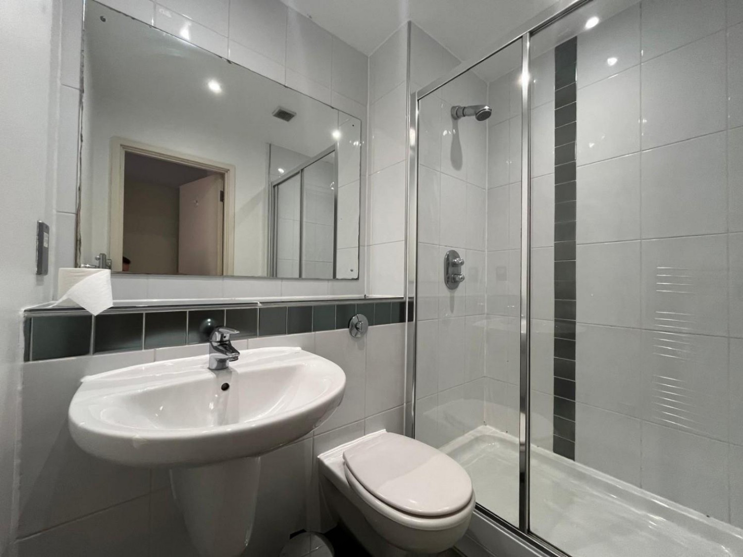 2 bedroom House to let in Lord Street, Manchester