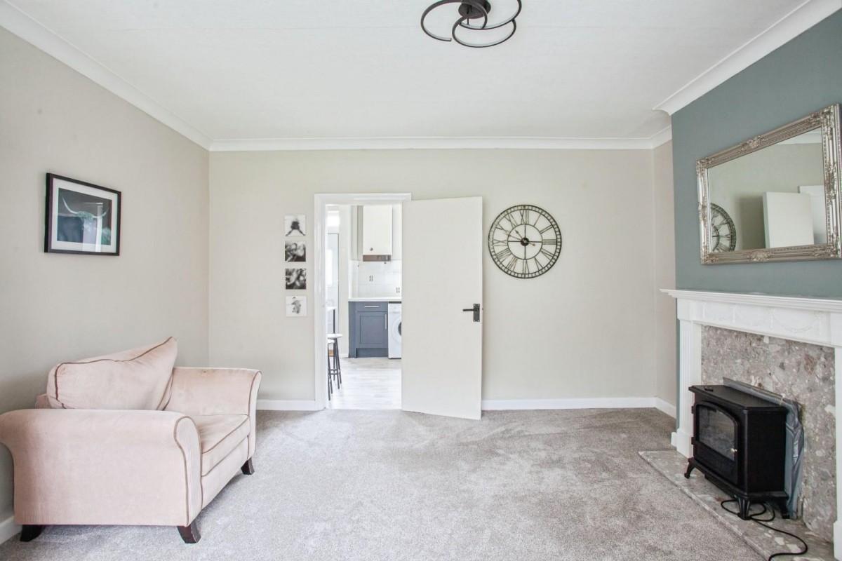 Raisen Hall Road, Southey, S5