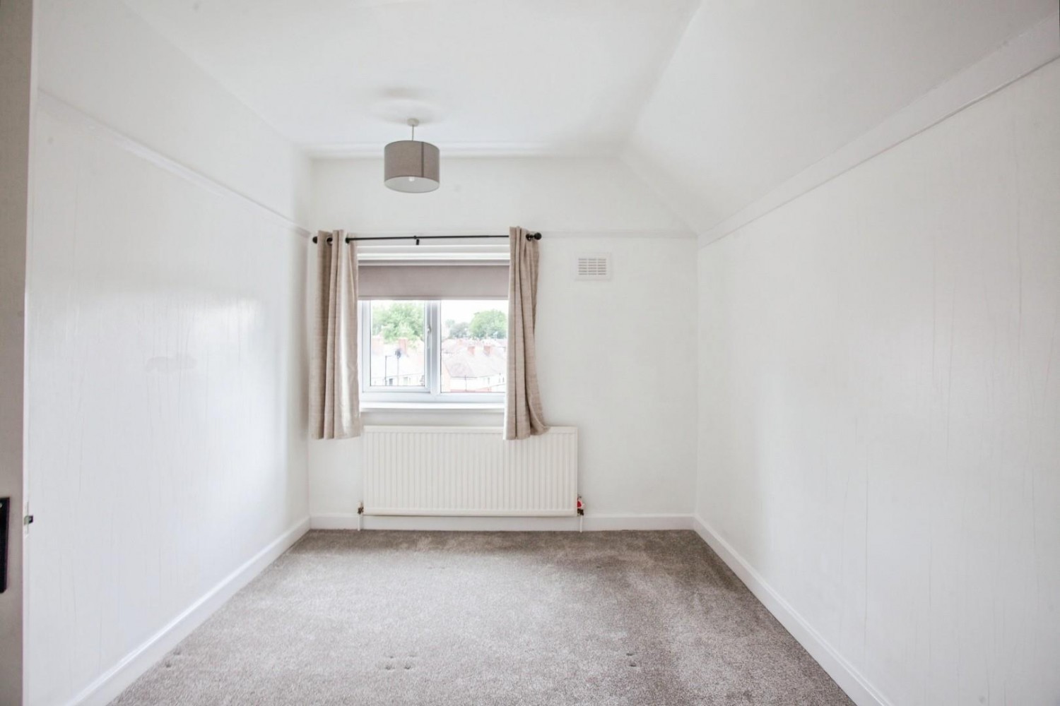 3 bedroom House for sale in Raisen Hall Road, Southey, S5