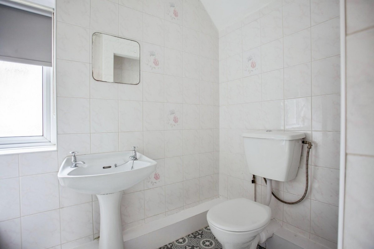 Raisen Hall Road, Southey, S5