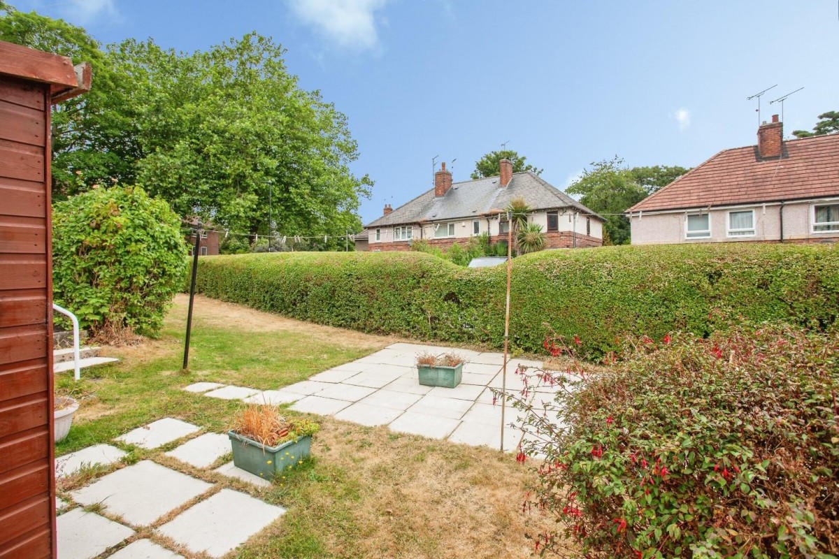 Raisen Hall Road, Southey, S5