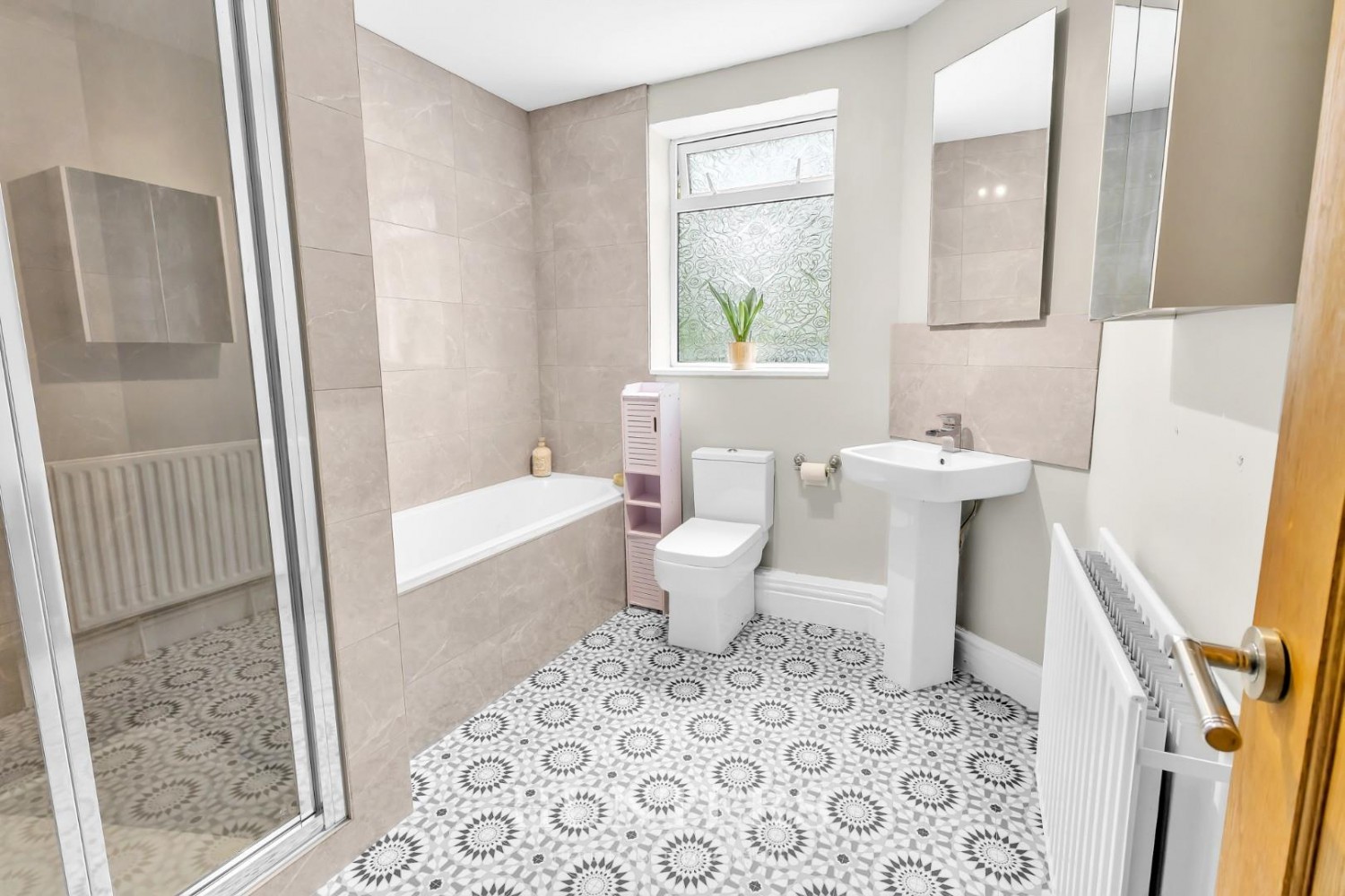 2 bedroom House for sale in Burton Street, Middleton M24