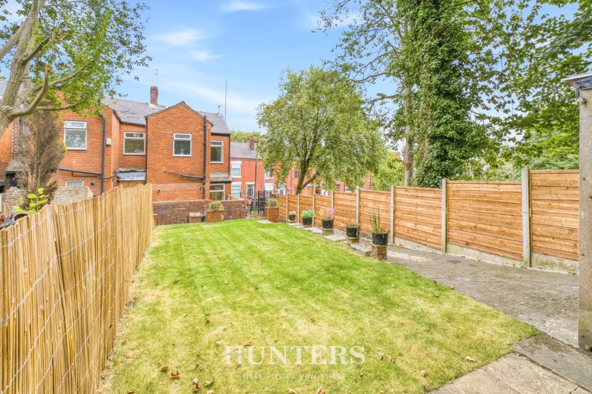 Burton Street, Middleton M24