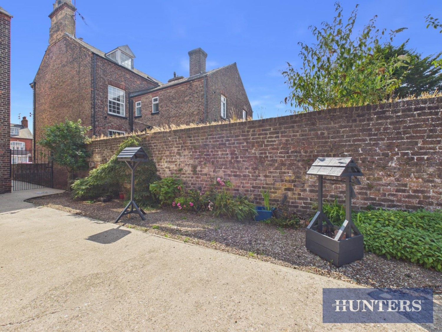 2 bedroom Flat for sale in St Johns Avenue, Bridlington
