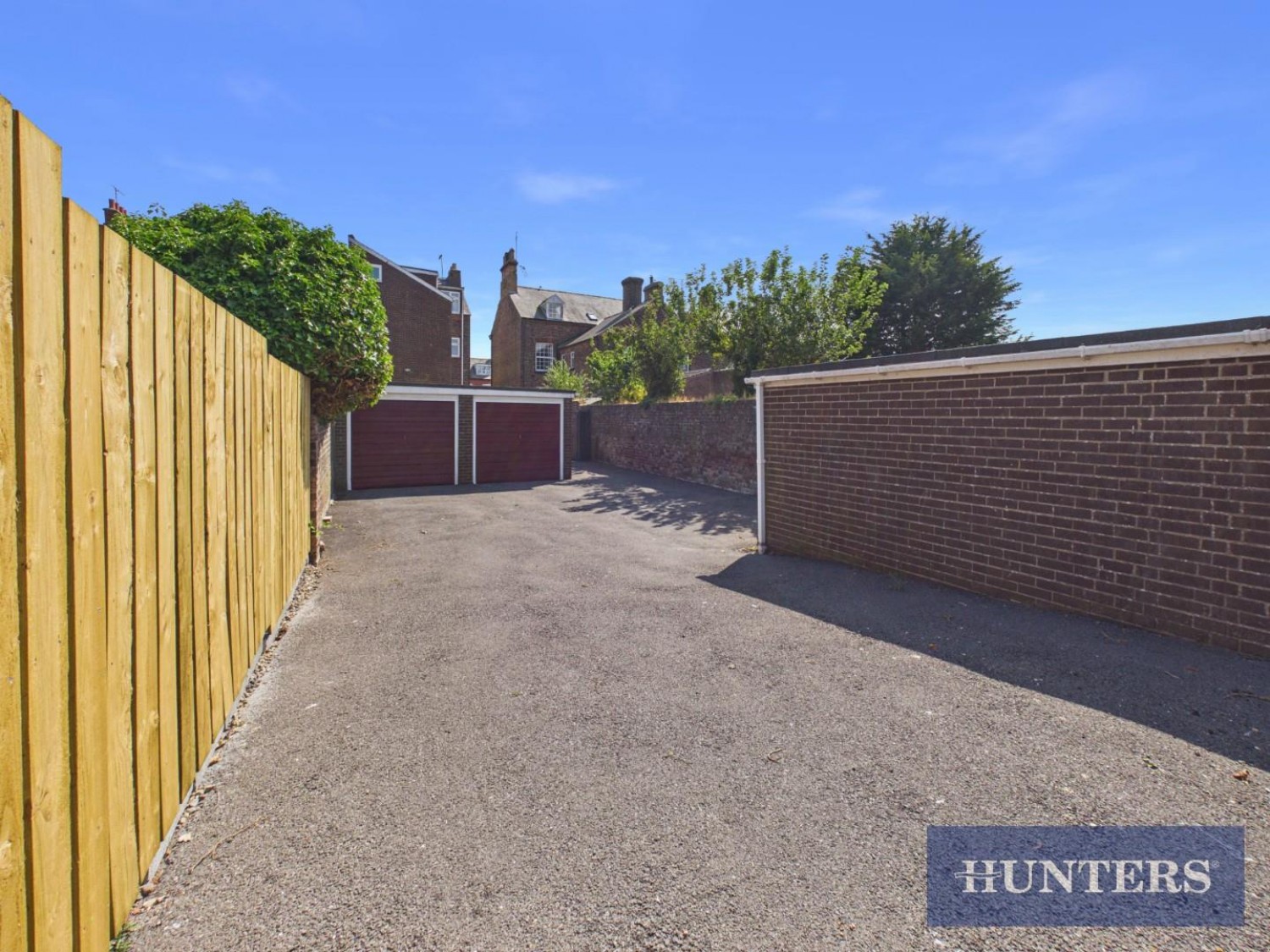 2 bedroom Flat for sale in St Johns Avenue, Bridlington