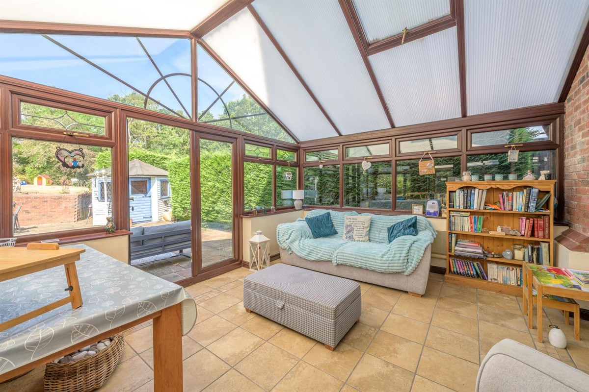 Hyperion Road, Stourton, Stourbridge, DY7 6SD