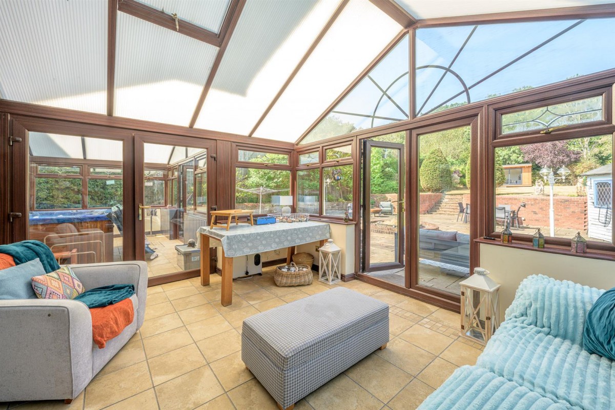 Hyperion Road, Stourton, Stourbridge, DY7 6SD