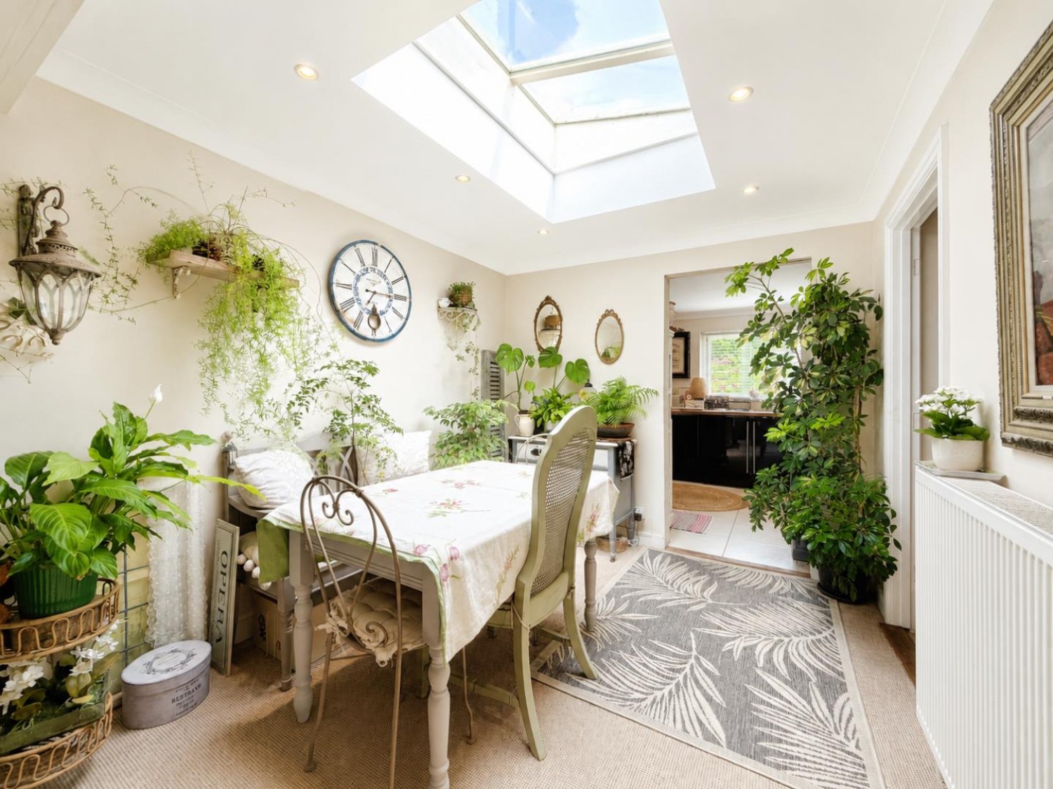 2 bedroom Flat for sale in High Street, Hythe